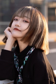 十九岁免费观看